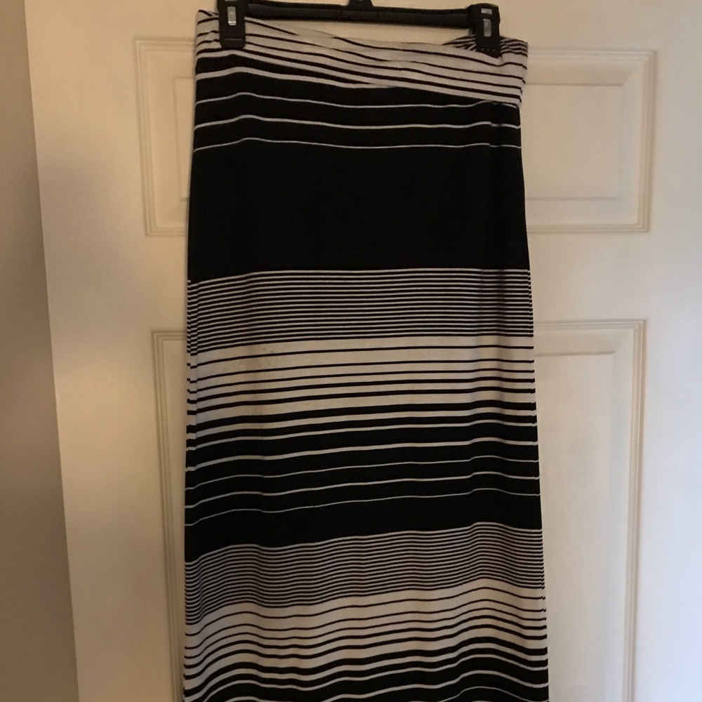 2 maxi skirts